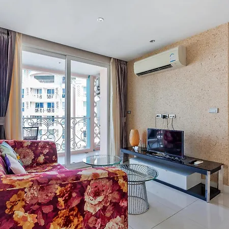 Grande Carribean L Family Stay L Pattaya L Luxury Views & Comfort Room photo